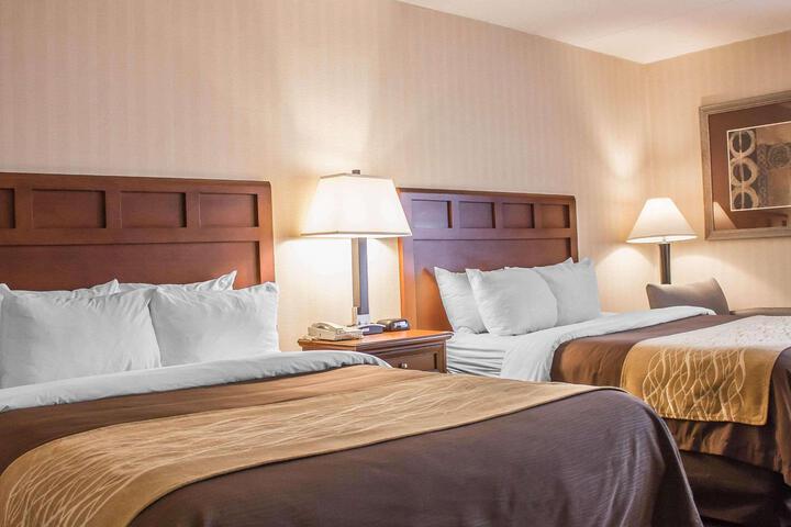 Double Accessible King Size Bed (2 of 6)