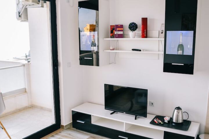 Room 6 of 54