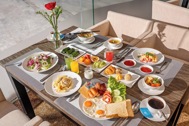 Dining 65 of 74
