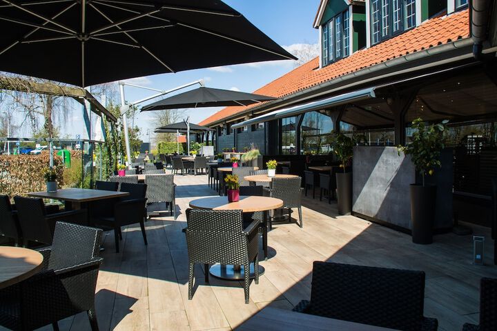Terrace/Patio 69 of 74