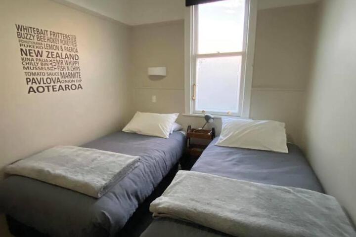 Image of Hokitika Pioneer Hotel