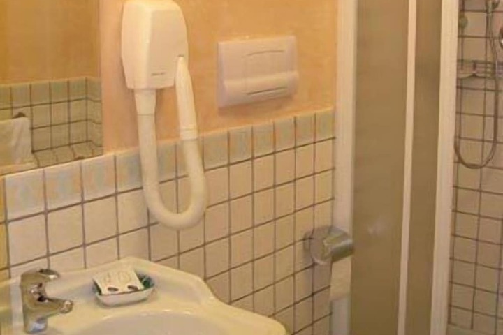 Clean Restrooms