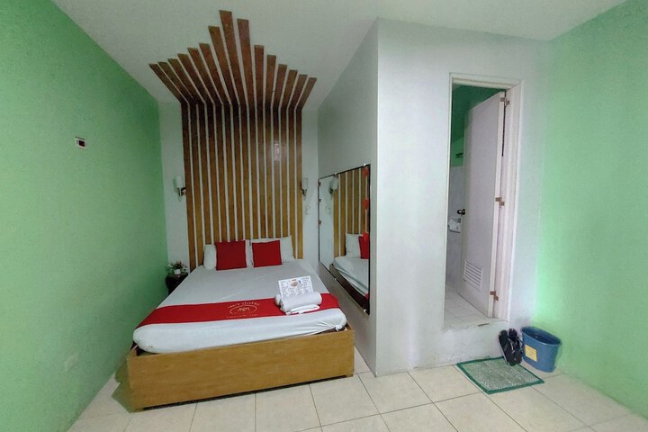 Room 16 of 24