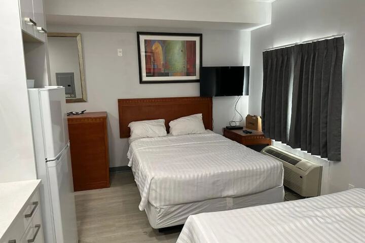 Room 7 of 30