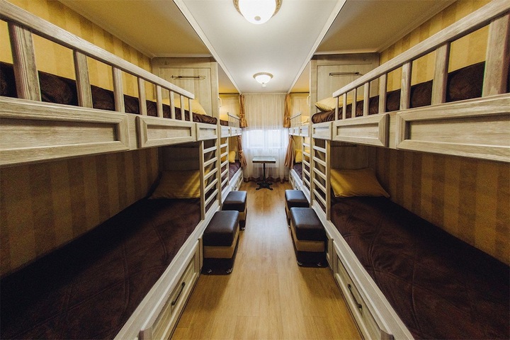 Room 9 of 47