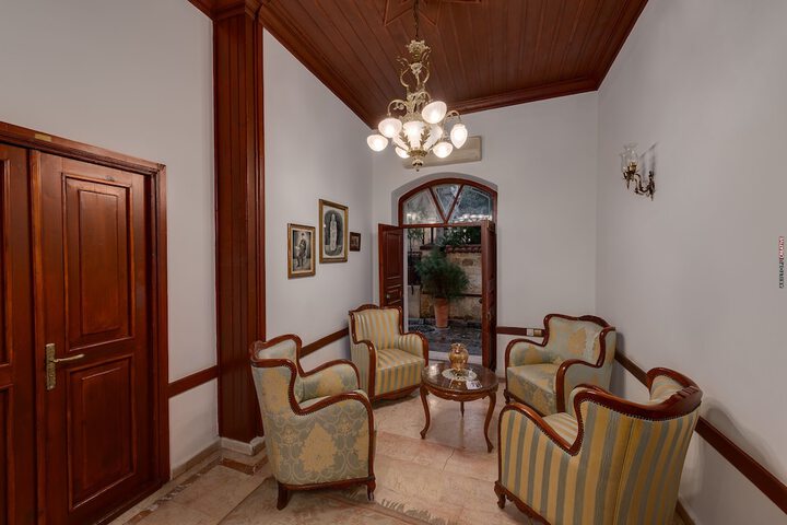 Lobby Photos
