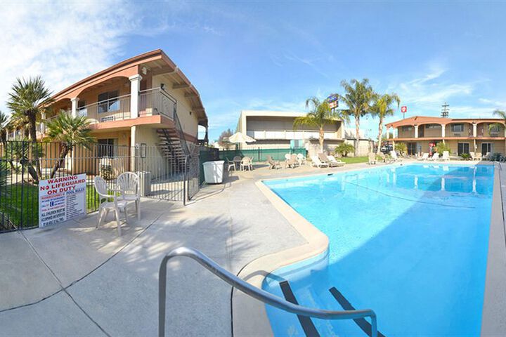 Pool 59 of 70