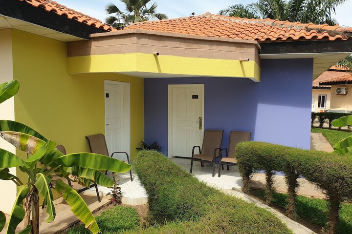Hotel Exterior 103 of 104
