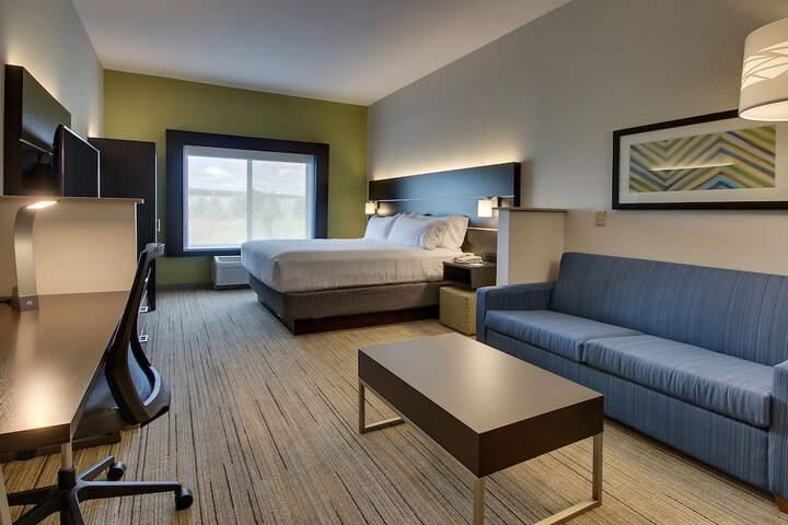 1 King Bed (7 of 37)