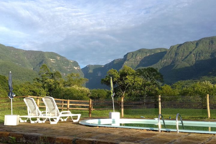 Pools & Facilities