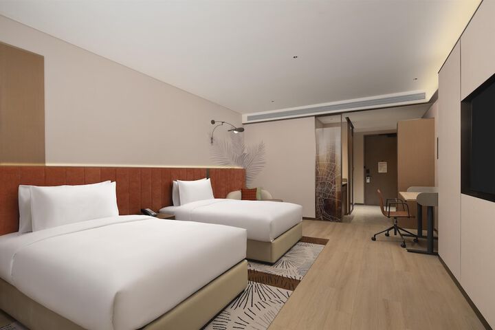 Room 8 of 49