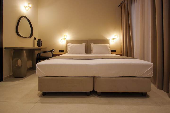 Room 38 of 186
