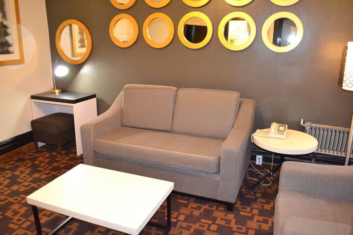 Room 18 of 42
