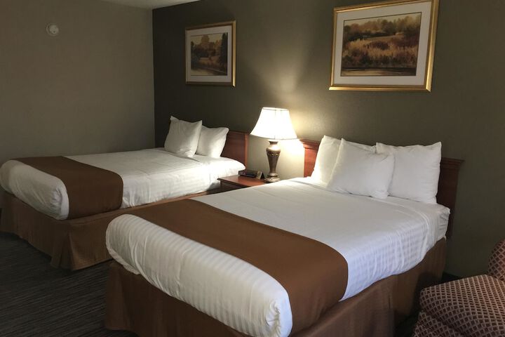 Room 3 of 27