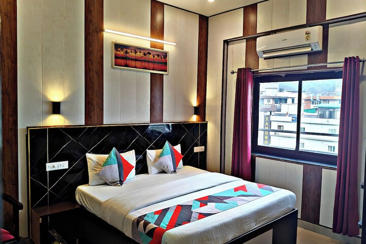 Room 6 of 26