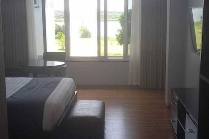 Room 27 of 150