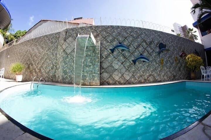 Pools & Facilities