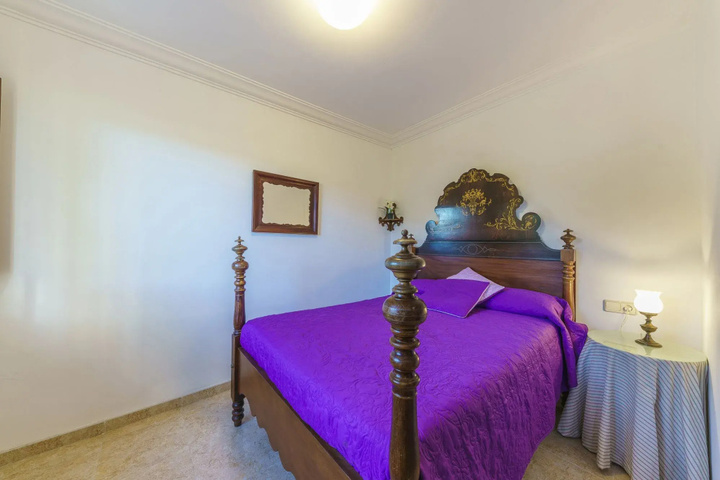 Room 3 of 13