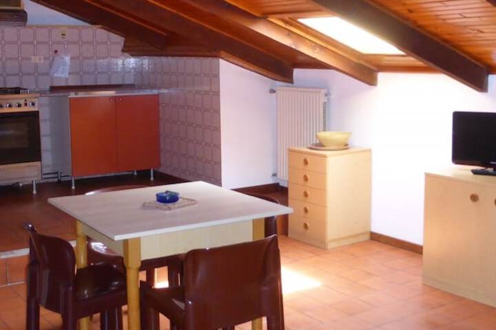 Room 9 of 46