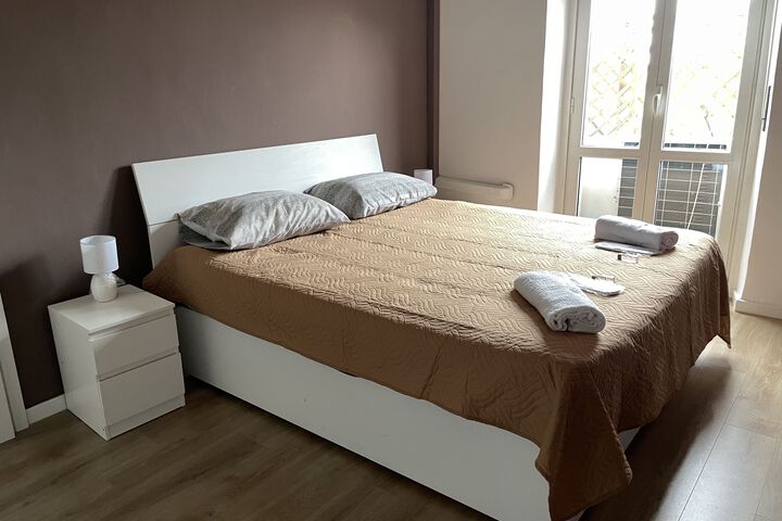 Impeccable 2 bed House in Milano up to 4 People