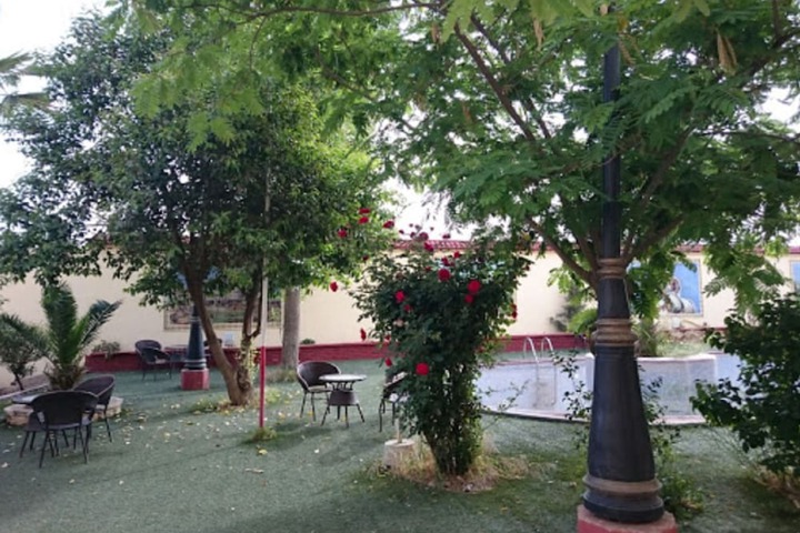 Hotel Exterior 45 of 45