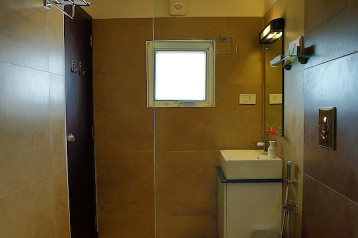 Room 35 of 92