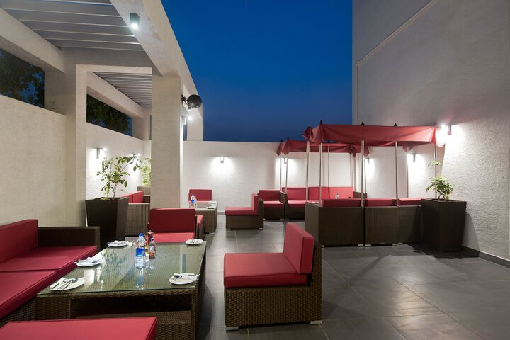 Dining Photos