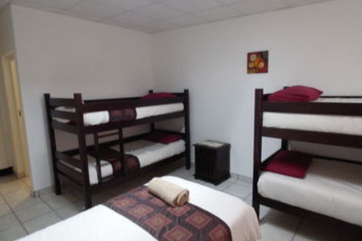 Room 11 of 16