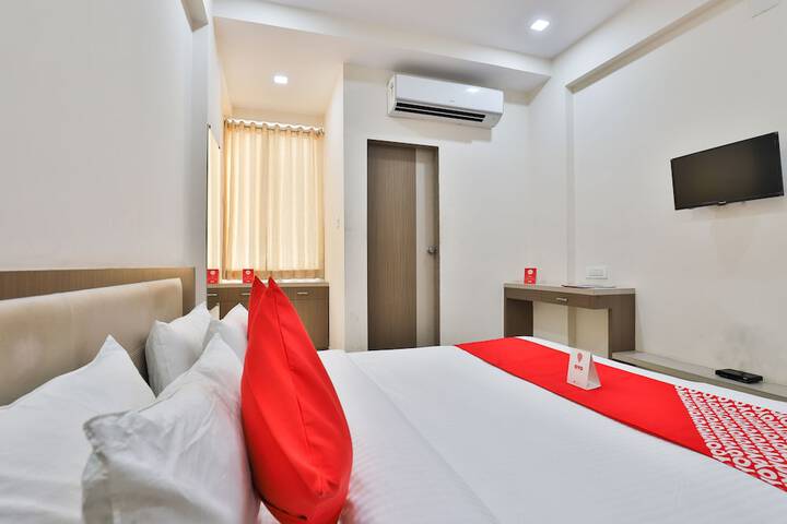 OYO 12309 Hotel Ananya