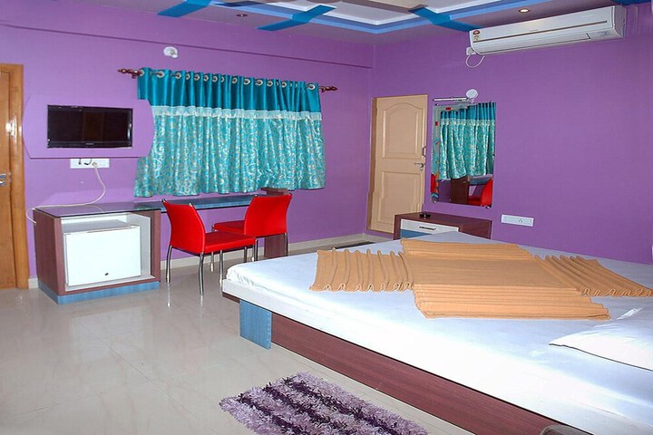 Room 15 of 39