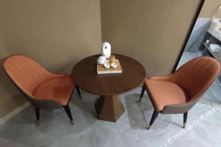 Fengxin Yueyi Lifeng Hotel
