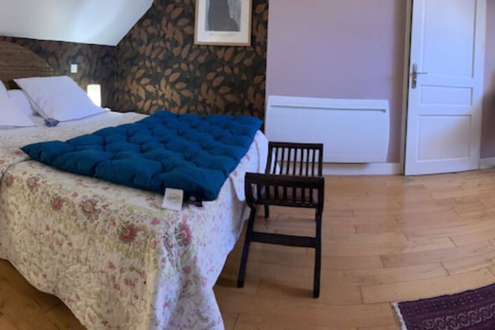Room 6 of 23