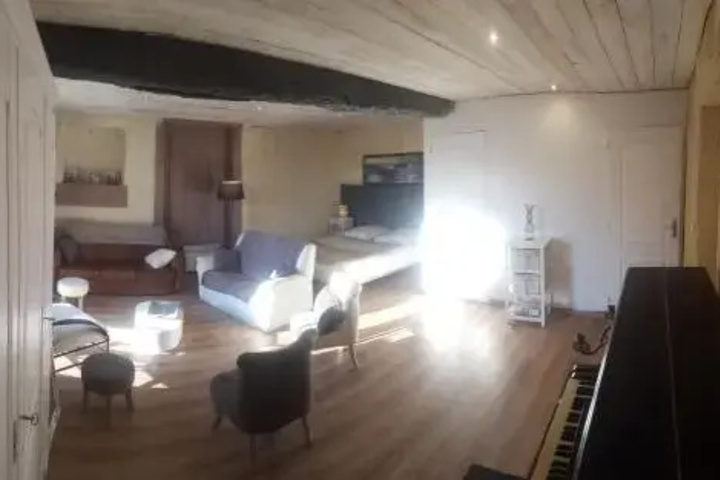 Room 7 of 14