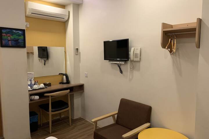 Room 39 of 58