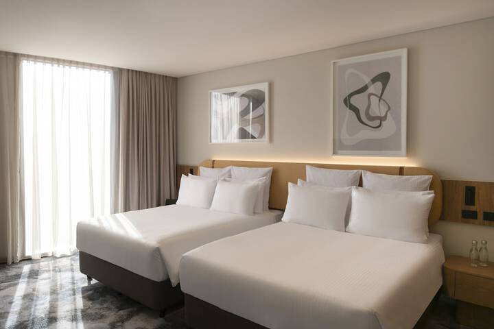 Room 5 of 36