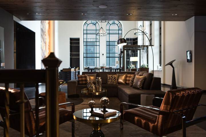 Executive lounge