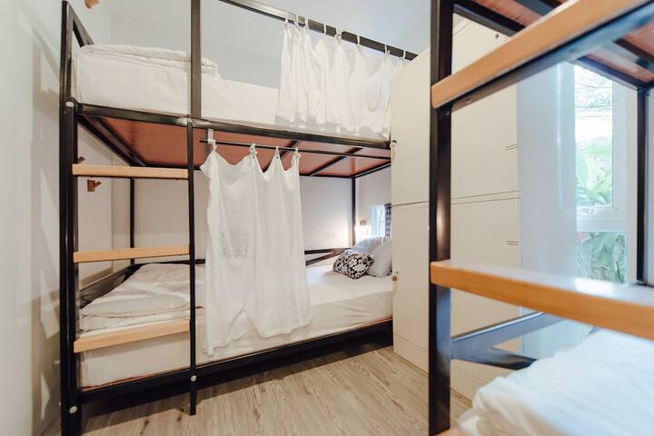 Room 13 of 69