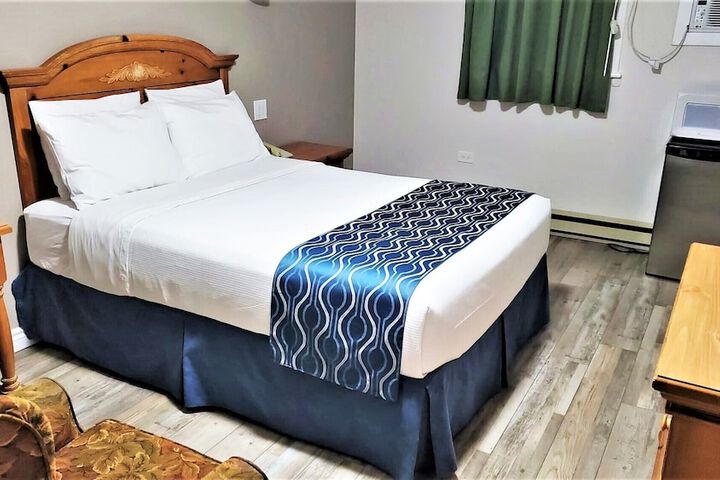 Room 80 of 181