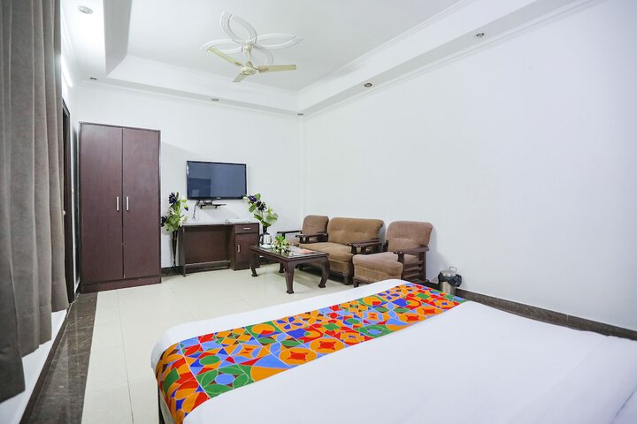 Room 14 of 31