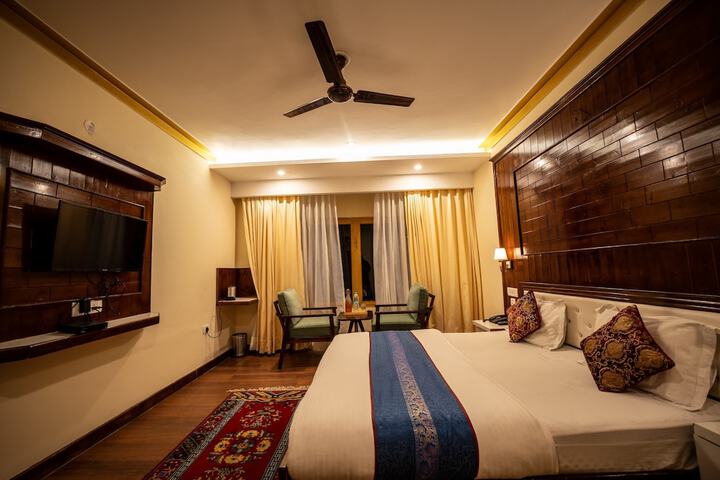 Room 10 of 49