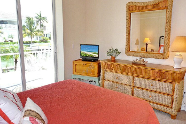 Room 6 of 26