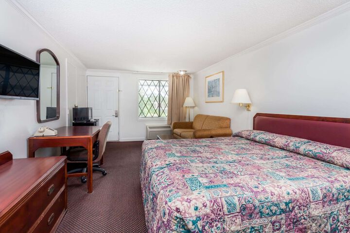 2 Double Beds (2 of 7)