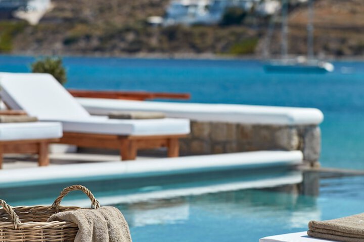 Pool Hotel