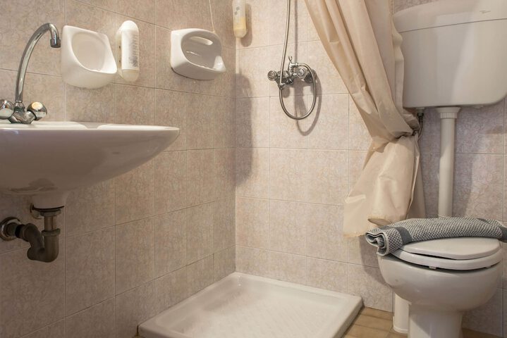 Clean Restrooms