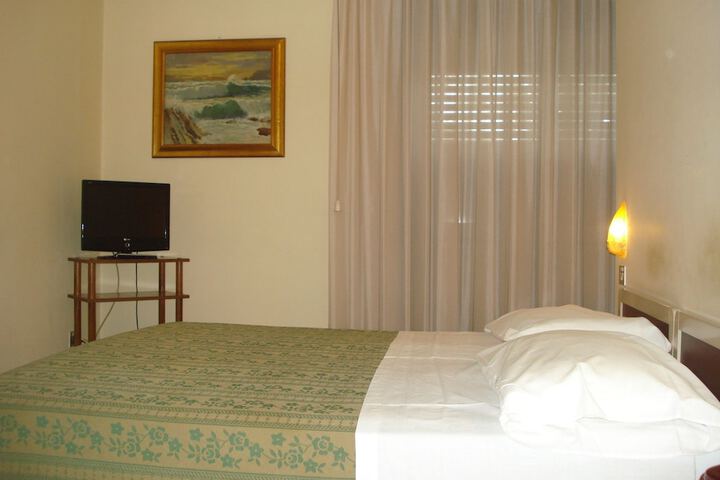 Room 19 of 31