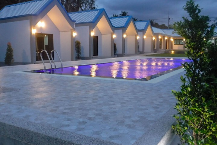 Pool 28 of 86