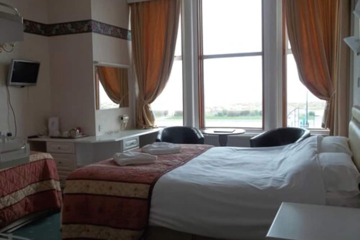 Room 11 of 61