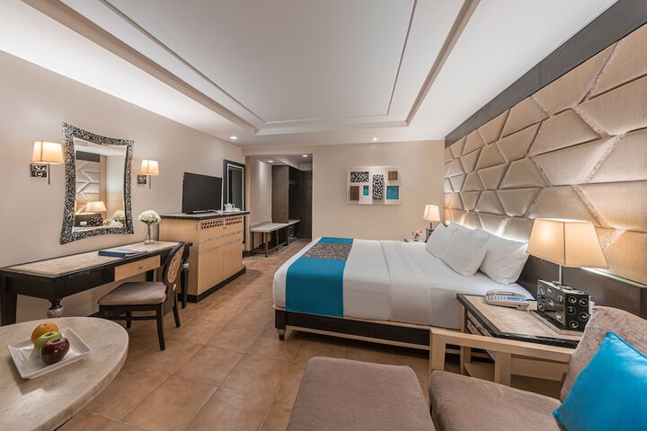 Room 9 of 64