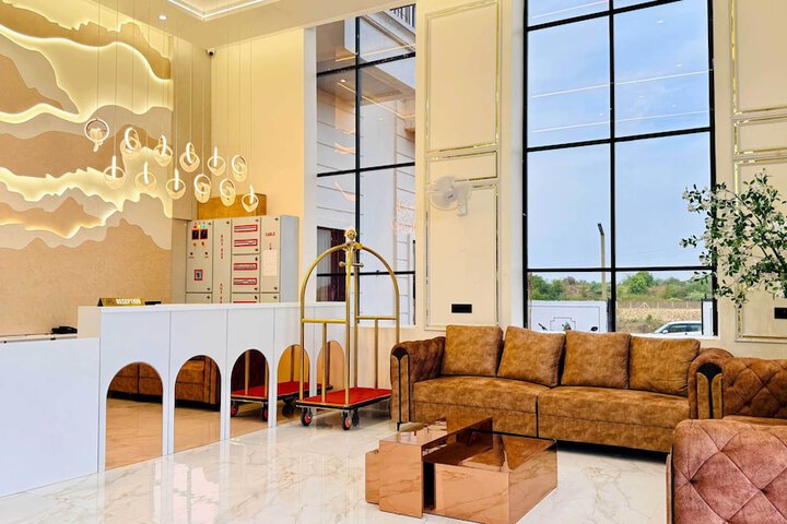 Hotel Interior 15 of 176