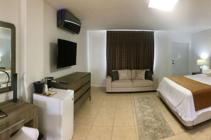 Room 10 of 53